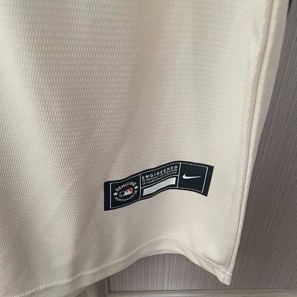 Nike Philadelphia #3 Phillies Bryce Harper Cream Jersey - Picture 2 of 5